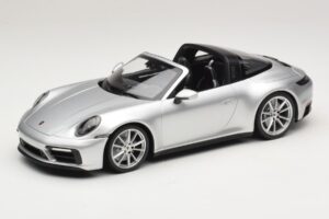Porsche 911 992 Targa 4 GTS Hopea Minichamps 1:18 WAP0211460RTRG Metalli