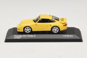 Porsche 911 993 Turbo S Keltainen Minichamps 1:43 430069270 Metalli