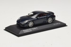 Porsche 911 996 Sininen Metallinen Minichamps 1:43 400061180 Metalli — kuva 2 / 4