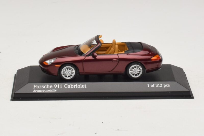 Porsche 911 996 Avoauto Punainen Metallinen Minichamps 1:43 Porsche 911 996 Avoauto Punainen Metallinen Minichamps 1:43 400061092 Metalli