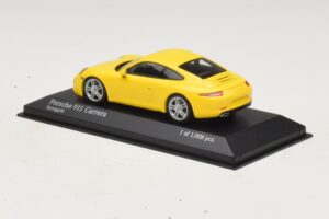 Porsche 911 996 Keltainen Minichamps 1:43 400061182 Metalli — kuva 3 / 4