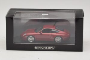Porsche 911 997 Carrera 4S Red Metallic Minichamps 1:43 400066422 Metalli — kuva 4 / 4