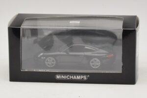 Porsche 911 997 Carrera Black Edition Minichamps 1:43 400066425 Metalli — kuva 4 / 4
