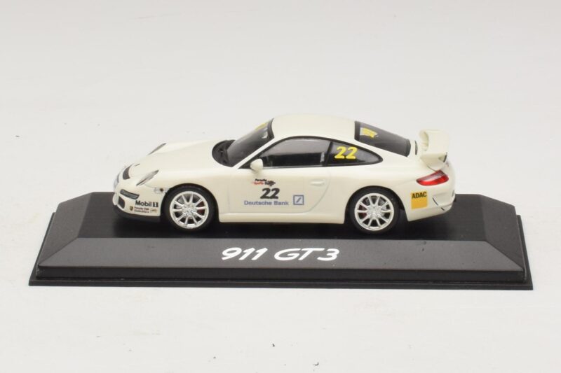 Porsche 911 997 GT3 #22 Valkoinen Minichamps 1:43 WAP020102016 Metalli