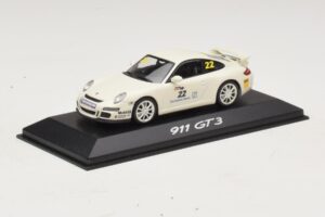 Porsche 911 997 GT3 #22 Valkoinen Minichamps 1:43 WAP020102016 Metalli — kuva 2 / 4