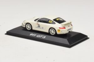 Porsche 911 997 GT3 #22 Valkoinen Minichamps 1:43 WAP020102016 Metalli — kuva 3 / 4