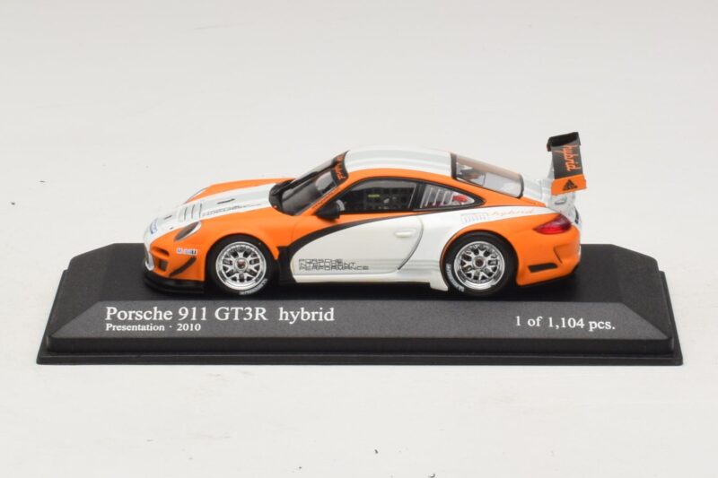 Porsche 911 997 GT3 R Hybrid Presentation 2010 Minichamps 1:43 Porsche 911 997 GT3 R Hybrid Presentation 2010 Minichamps 1:43 410108900 Metalli