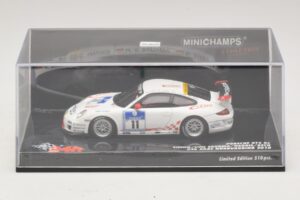Porsche 911 997 GT3 RS #11 24 Hours Nurburgring 2010 Minichamps 1:43 437106711 Metalli — kuva 5 / 5