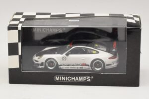 Porsche 911 997 GT3 RSR #9 Presentation 2009 Minichamps 1:43 400096909 Metalli — kuva 4 / 4