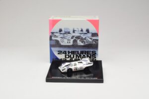 Porsche 917K #22 H. Marko / G. van Lennep Martini Racing 24 Hours of Le Mans Voittaja 1971 Kasetti-Editio Minichamps 1:43 WAP — kuva 5 / 5