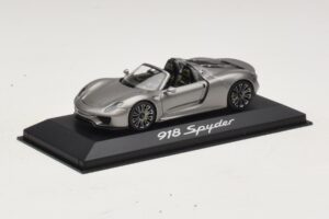 Porsche 918 Spyder Harmaa Metallic Minichamps 1:43 WAP0201000E Metalli — kuva 2 / 4