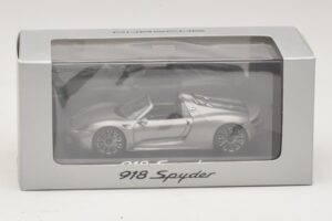 Porsche 918 Spyder Harmaa Metallic Minichamps 1:43 WAP0201000E Metalli — kuva 4 / 4