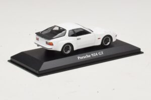 Porsche 924 GT Valkoinen Maxichamps 1:43 940066121 Metalli — kuva 2 / 4