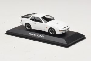 Porsche 924 GT Valkoinen Maxichamps 1:43 940066121 Metalli — kuva 3 / 4