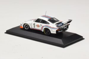 Porsche 935/76 Martini Racing #1 R. Stommelen / M. Schurti ADAC 1000km Nurburgring 1976 Minichamps 1:43 400766301 Metalli — kuva 3 / 4
