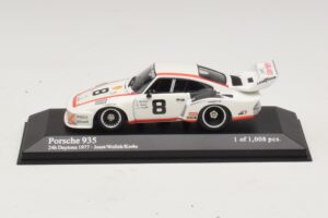 Porsche 935 Kremer Racing #8 R. Joest / B. Wollek 24 Hours of Daytona 1977 Minichamps 1:43 400776308 Metalli