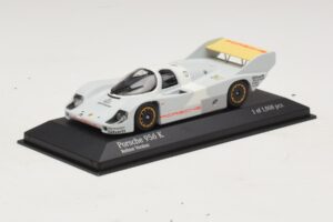 Porsche 956K Rollout Version 1982 Minichamps 1:43 400826799 Metalli — kuva 2 / 4