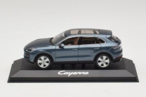 Porsche Cayenne E3 Blue Metallic Minichamps 1:43 WAP0203110J Metalli