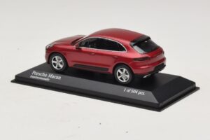 Porsche Macan 95B Punainen Metallic Minichamps 1:43 410062600 Metalli — kuva 3 / 4