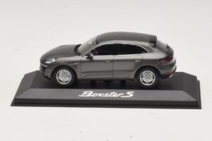 Porsche Macan S Diesel 95B Pronssi Metallic Minichamps 1:43 WAP0201510E Metalli