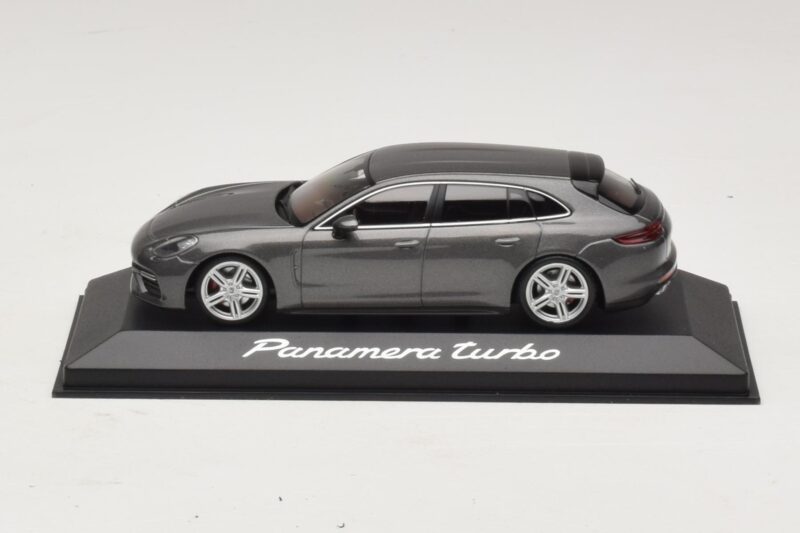 Porsche Panamera 971 Turbo Harmaa Metallic Minichamps 1:43 WAP0207610H Metalli