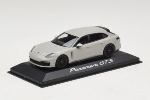 Porsche Panamera GTS 971 Chalk Grey Minichamps 1:43 WAP0207640J Metalli — kuva 2 / 4