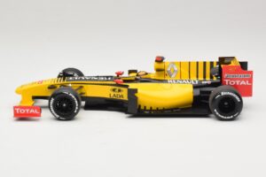 Renault R30 Showcar #11 R. Kubica F1 2010 Minichamps 1:18 150100081 Metalli — kuva 3 / 6
