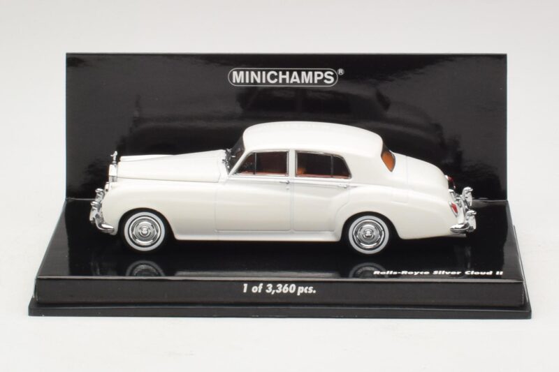 Rolls-Royce Silver Cloud II Valkoinen Minichamps 1:43 436134900 Metalli