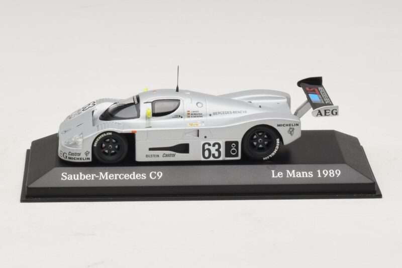 Sauber Mercedes C9 #63 J. Mass / M. Reuter / S. Dickens Winners 24 Hours of Le Mans 1989 Minichamps 1:43 B66041033 Metalli