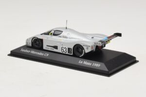 Sauber Mercedes C9 #63 J. Mass / M. Reuter / S. Dickens Winners 24 Hours of Le Mans 1989 Minichamps 1:43 B66041033 Metalli — kuva 3 / 5