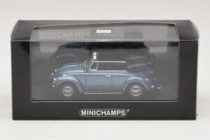 Volkswagen 1302 Avoauto Sininen Metallinen Minichamps 1:43 430055042 Metalli — kuva 4 / 4