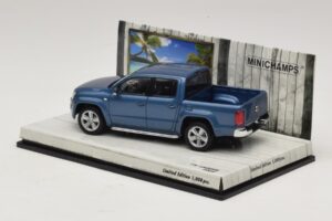 Volkswagen Amarok Sininen Metallic Minichamps 1:43 436058362 Metalli — kuva 3 / 5