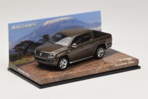 Volkswagen Amarok Ruskea Metallinen Minichamps 1:43 436058361 Metalli — kuva 2 / 5
