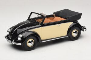 Volkswagen Beetle Avoauto Musta Kerma Minichamps 1:18 107054131 Hartsi