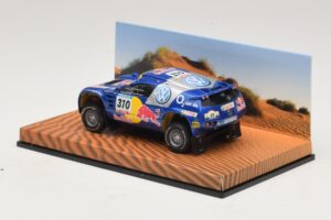 Volkswagen Race Touareg Red Bull #310 Jälleenmyyjän Erikoismalli 2005 Minichamps 1:43 7LO099400PD310 Metalli — kuva 3 / 5