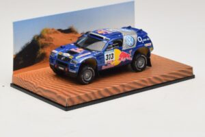 Volkswagen Race Touareg Red Bull #313 Jälleenmyyjän Erikoismalli 2005 Minichamps 1:43 7LO099400PD313 Metalli — kuva 2 / 5