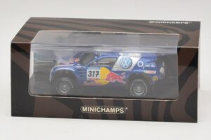 Volkswagen Race Touareg Red Bull #317 Gordon / von Zitzewitz Dakar Rally 2005 Minichamps 1:43 436055317 Metalli — kuva 5 / 5