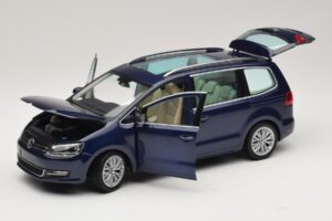 Volkswagen Sharan Blue Metallic Minichamps 1:18 110051000 Metalli — kuva 2 / 8