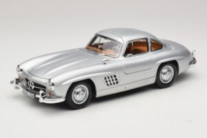 Mercedes 300 SL W198 Gullwing hopea Norev 1:18 183857 Metalli