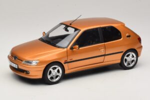 Peugeot 306 S16 Blaze Yellow Norev 1:18 Peugeot 306 S16 Blaze Yellow Norev 1:18 184940 Metalli
