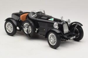 Alfa Romeo 8C Monza Musta Bburago 1:18 3014-P1 Metalli — kuva 4 / 6