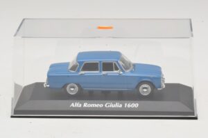 Alfa Romeo Giulia 1600 Sininen Maxichamps 1:43 940120900 Metalli — kuva 4 / 5