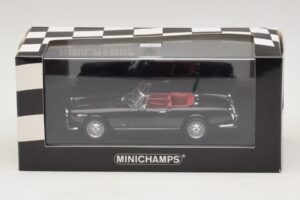 Alfa Romeo Giulia Spider Musta Minichamps 1:43 400120730 Metalli — kuva 5 / 5