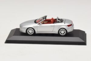 Alfa Romeo Giulia Spider Hopea Minichamps 1:43 400120731 Metalli