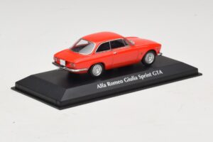 Alfa Romeo Giulia Sprint GTA Punainen Maxichamps 1:43 940120440 Metalli — kuva 2 / 5