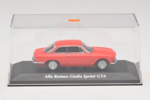 Alfa Romeo Giulia Sprint GTA Punainen Maxichamps 1:43 940120440 Metalli — kuva 4 / 5