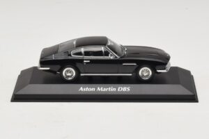 Aston Martin DBS Musta Maxichamps 1:43 940137601 Metalli