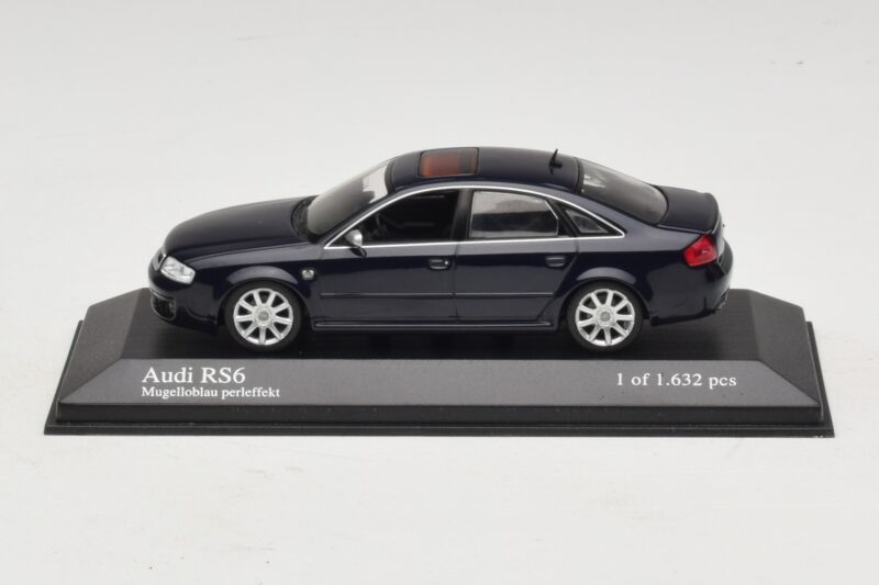 Audi RS6 C5 Sininen Metallic Minichamps 1:43 400011702 Metalli