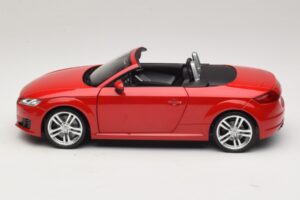Audi TT 8J Roadster Tango Red Minichamps 1:18 5011400525 Metalli — kuva 4 / 8