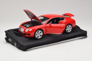 Bentley Continental GT Oranssi Minichamps 1:18 100139922-P1 Metalli — kuva 2 / 8